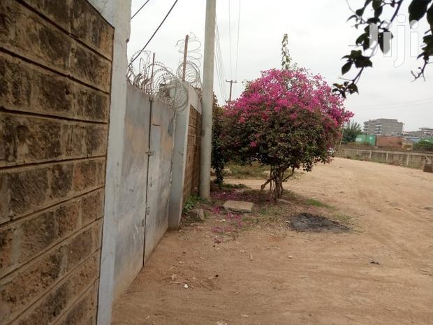 Godown for Sale 3900sqft With Offices and Washrooms