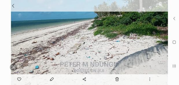 Prime 9 Acres on Sale Sandy Beach , Kikambala