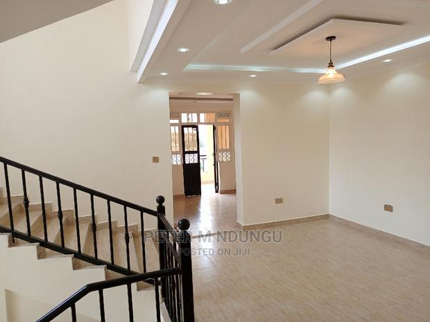 6bdrm Maisonette in Membley Estate for sale