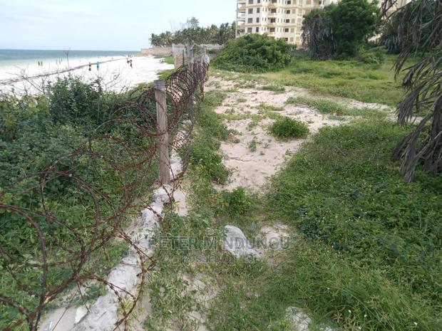 Nyali Sandy Beach , 5 Acres