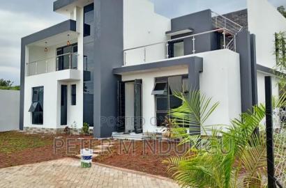 5bdrm Maisonette in Mugutha, Ruiru for sale