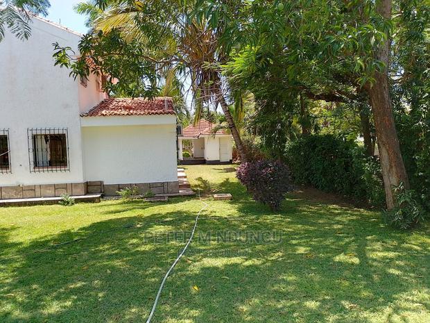 Furnished 5bdrm Villa in Nyali for sale