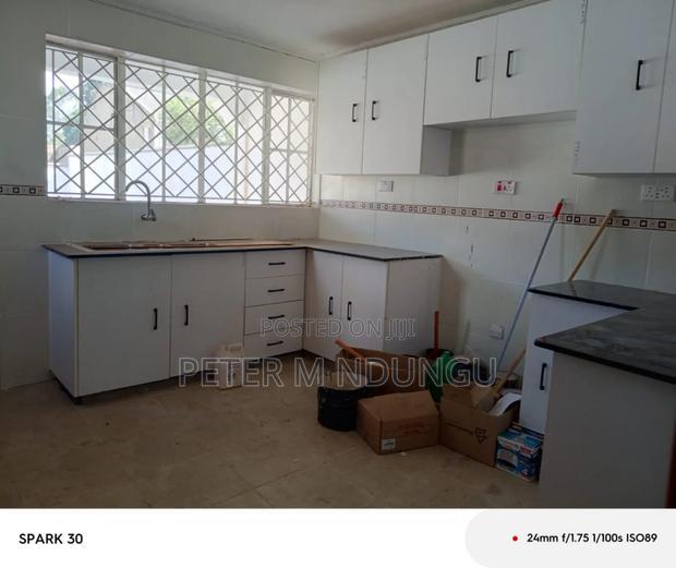 5bdrm Maisonette in Sun Valley, Sunvalley Estate for sale