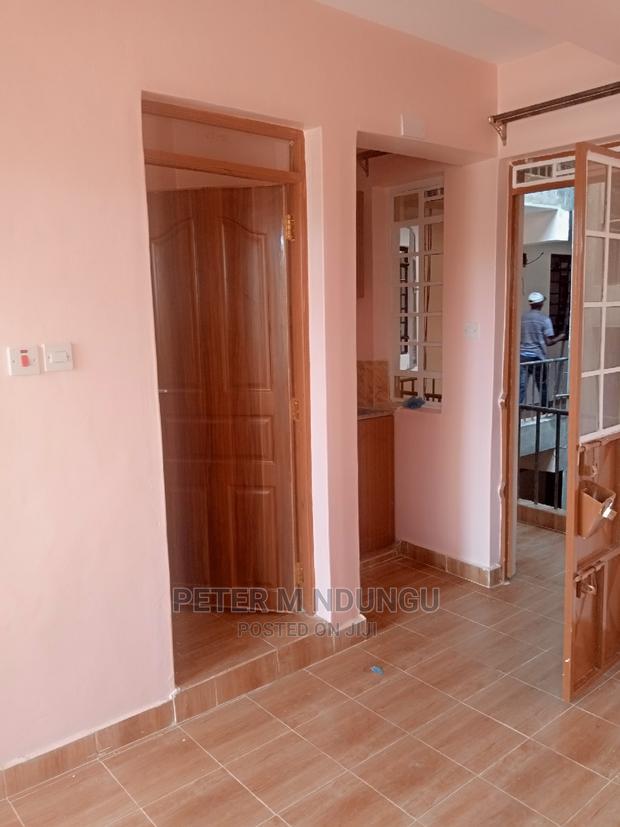Modern Bedsitter to Let