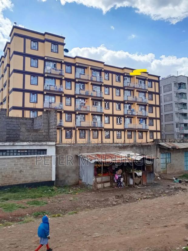 Furnished 1bdrm Block of Flats in Membley for sale