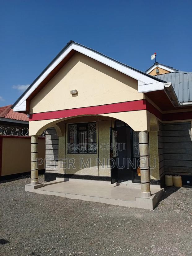 3bdrm Bungalow in Amakis, Kamakis for sale