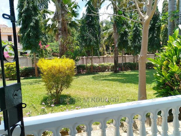Furnished 5bdrm Villa in Nyali for sale