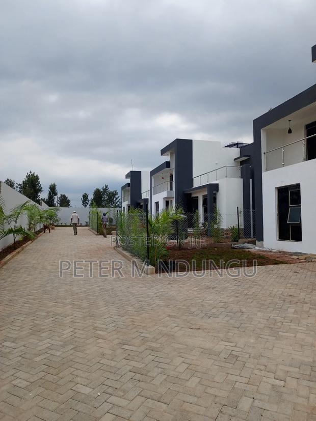 5bdrm Maisonette in Mugutha, Ruiru for sale