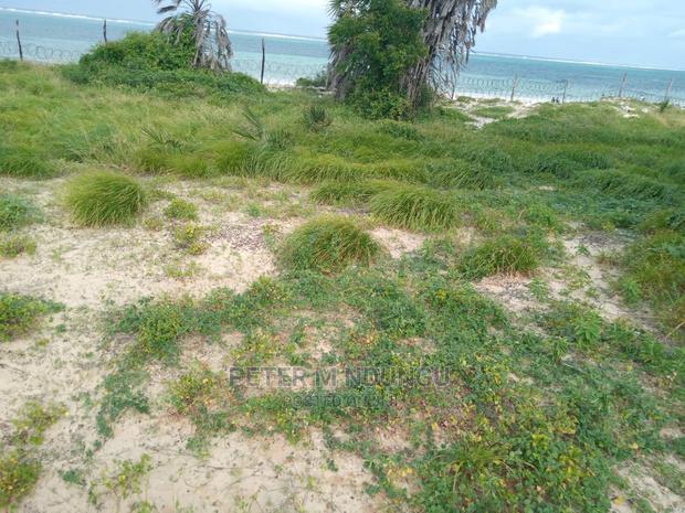 Nyali Sandy Beach , 5 Acres