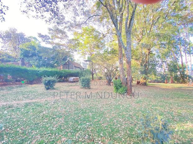 Prime Land 2.5 Acres, Ridgeways