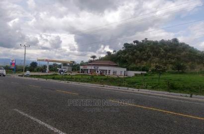 Prime Land Opposite Great North Rift ,3 Acres