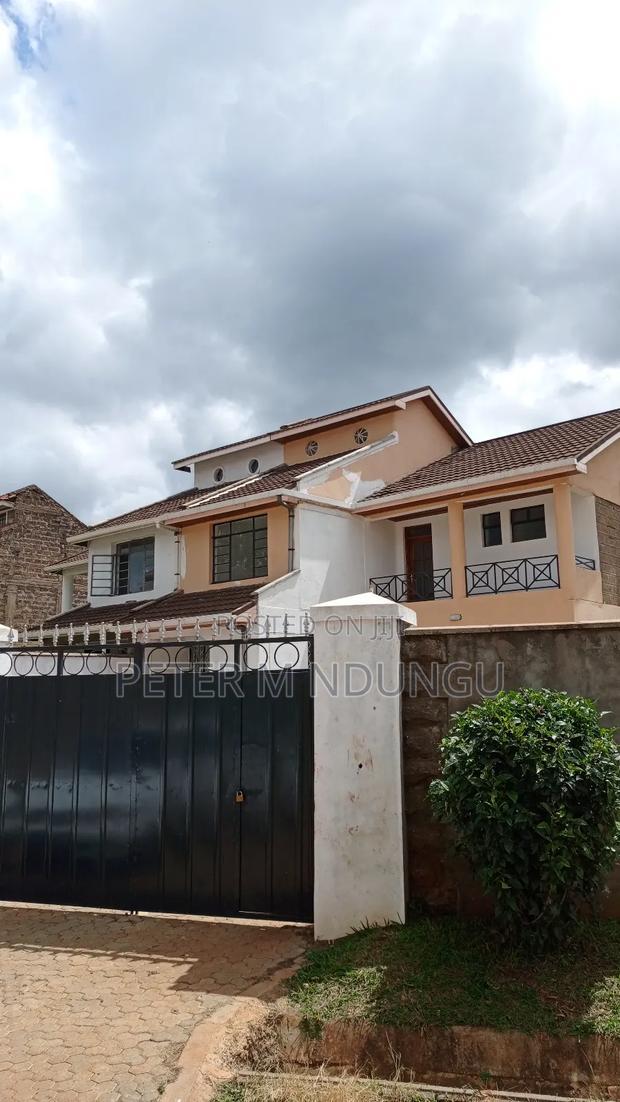 5bdrm Maisonette in Sun Valley, Sunvalley Estate for sale