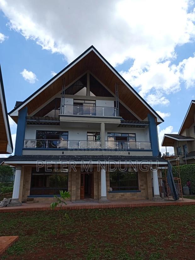 5bdrm Maisonette in Daykio Bustani, for sale