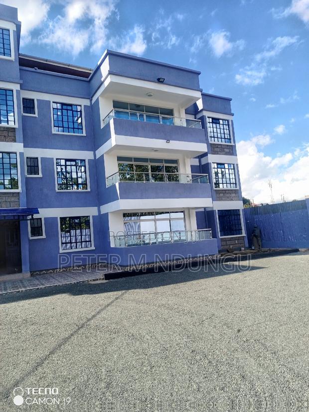 3bdrm Block of Flats in Thome for rent