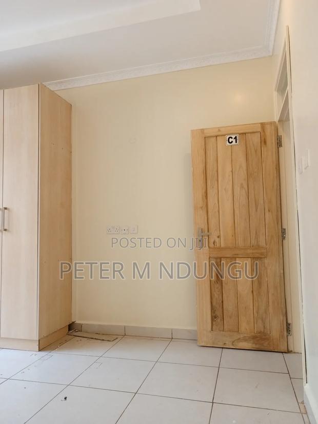 4bdrm Duplex in Thome for rent