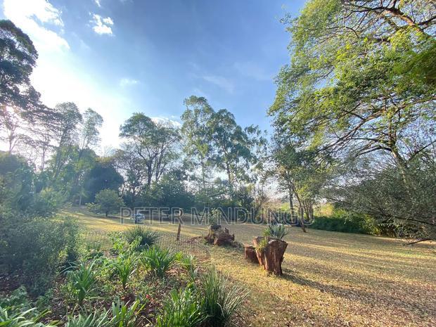 Prime Land 2.5 Acres, Ridgeways