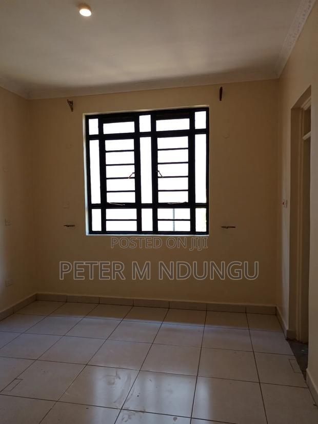 4bdrm Duplex in Thome for rent