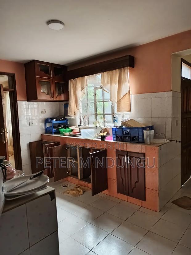 6bdrm Maisonette in Muthaiga North for sale