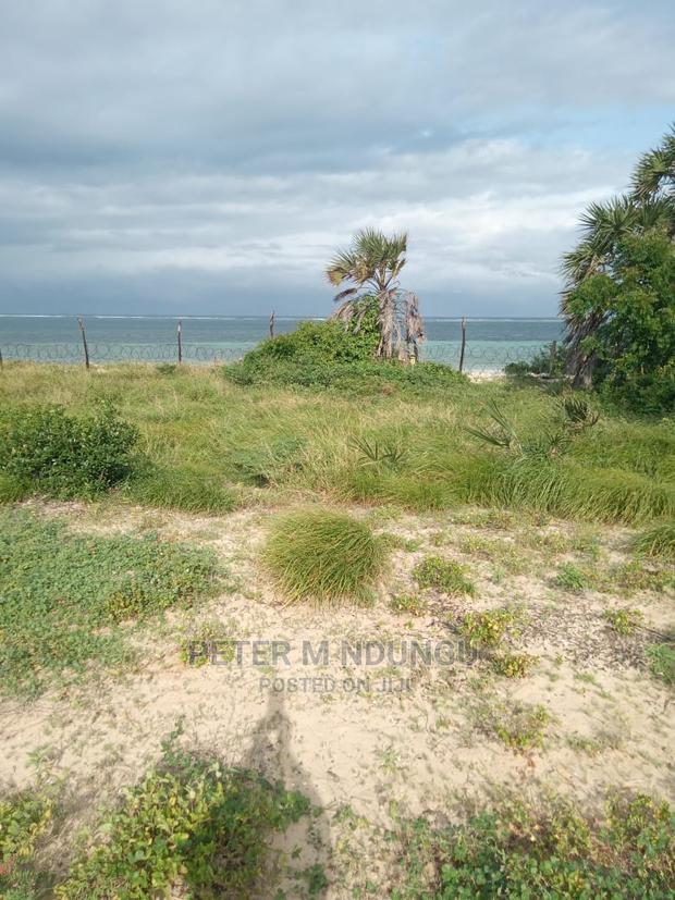 Nyali Sandy Beach , 5 Acres