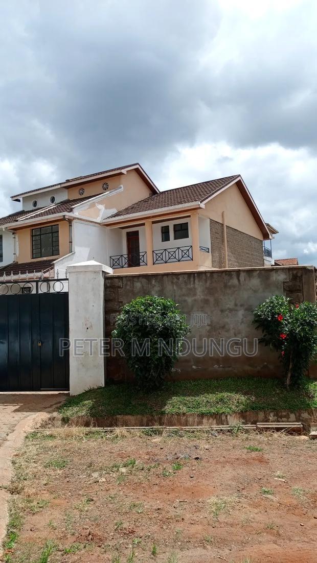 5bdrm Maisonette in Sun Valley, Sunvalley Estate for sale