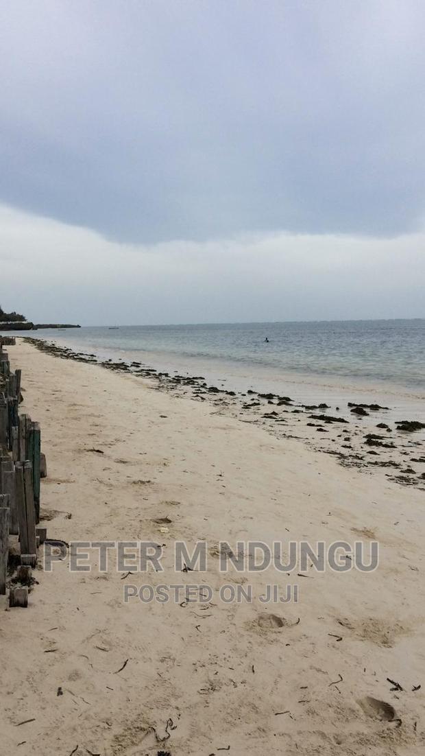 Prime 4.4acres Sandy Beach , Kikambala