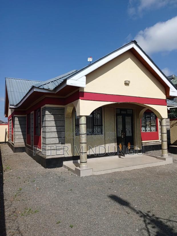 3bdrm Bungalow in Amakis, Kamakis for sale