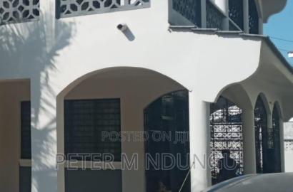 4bdrm Maisonette in Kizingo for sale
