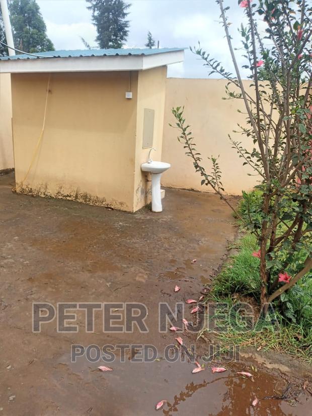 5bdrm Maisonette in Kerwa, Zambezi/Sigona for sale