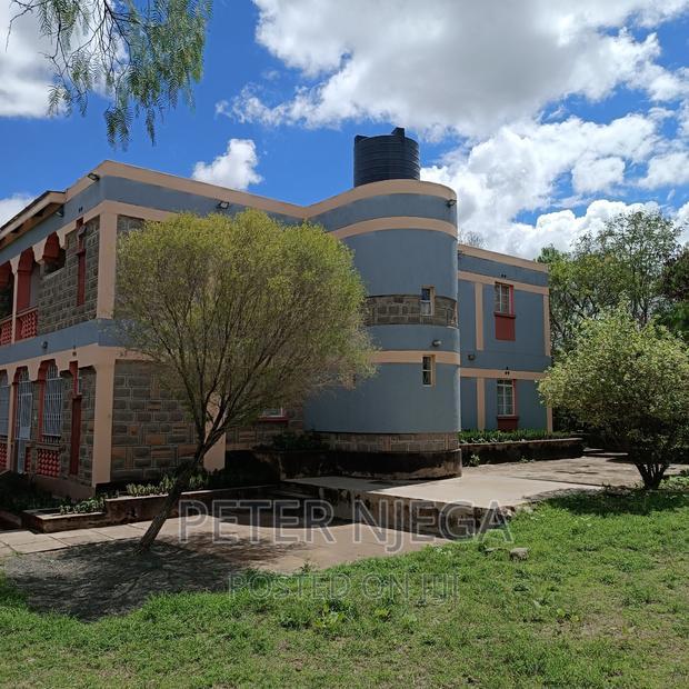 5 Acres Plus 7 Bedroom Maisonette in Kitengela Milimani