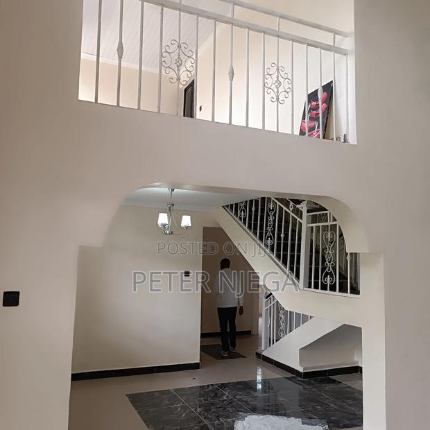 5 Bedroom Maisonette in Kiserian