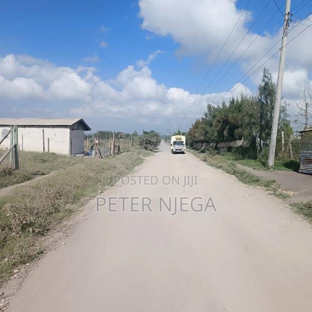 50x100 Commercial Plot for at 1.7m