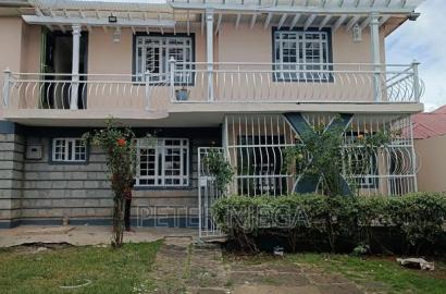 5 Bedroom Maisonette in Kiserian