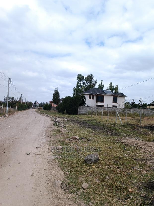 100x100 Plot in Mwananchi Road Syokimau for Sale