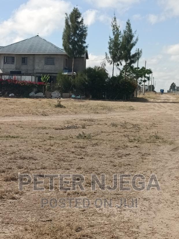 50x100 Plots in Kitengela Korompoi at 1.2m