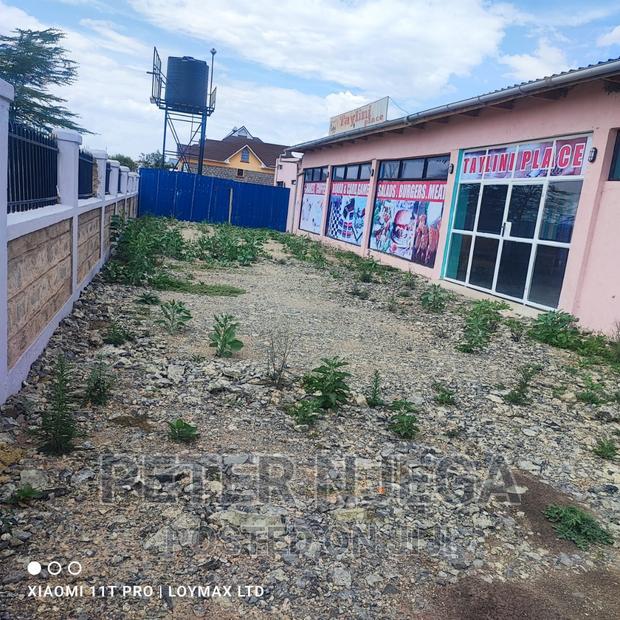 A Hall Sitting on 100x100 Plot for Lease