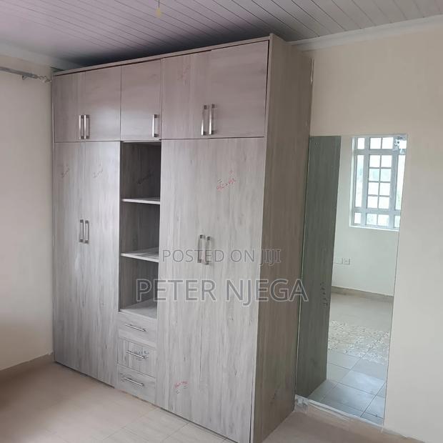 5 Bedroom Maisonette in Kiserian