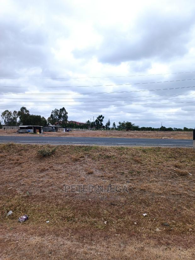 6 Acres Touching Tarmac in Kitengela Yukos Kisaju