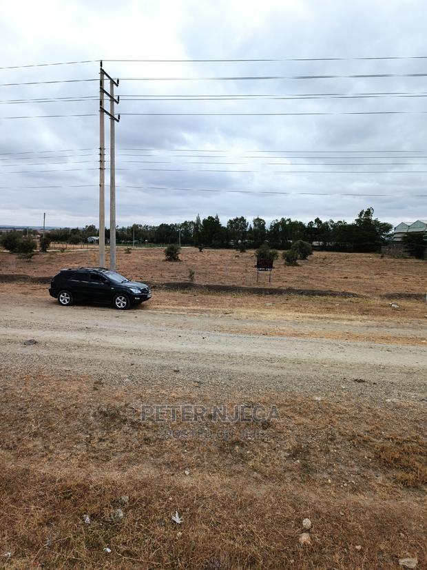 6 Acres Touching Tarmac in Kitengela Yukos Kisaju