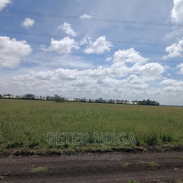 10 Acres ISINYA-KISERIAN With a Perimeter Wall 1 Km From Rd