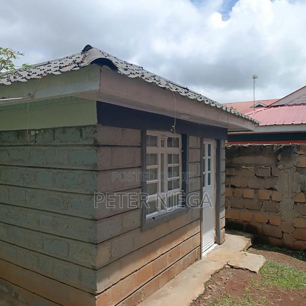 5 Bedroom Maisonette in Kiserian