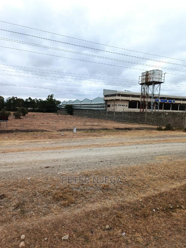 6 Acres Touching Tarmac in Kitengela Yukos Kisaju