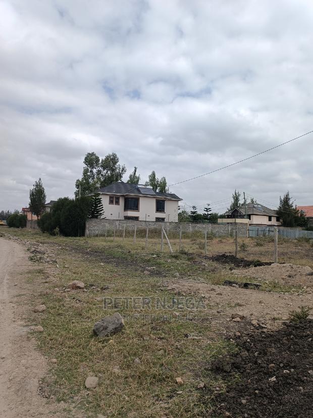 100x100 Plot in Mwananchi Road Syokimau for Sale