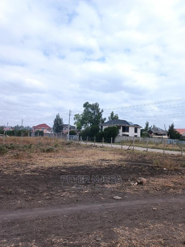 100x100 Plot in Mwananchi Road Syokimau for Sale
