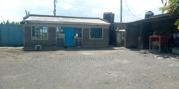1/4 Acre at Nakuru Teachers Kiti With 2 Offices