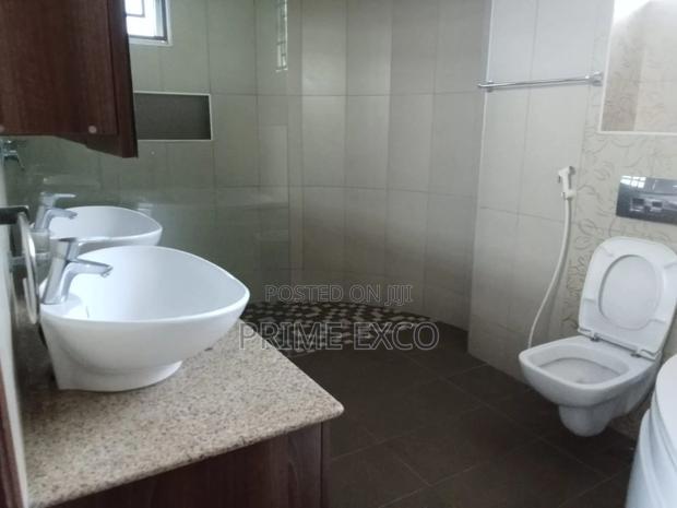 4bdrm Duplex in Nyali for sale