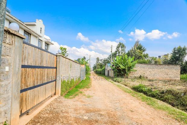 Prime Commercial Plot for Sale in Kikuyu, Thogoto.