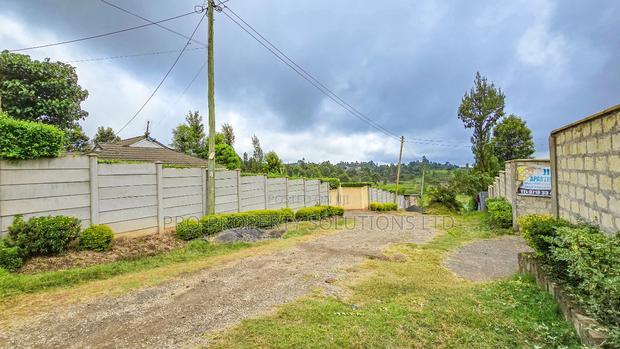 Prime Commercial Plot for Sale in Kikuyu, Cura