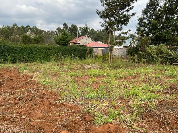 Gikambura Residential Plot for Sale 50 by 100 Fts.