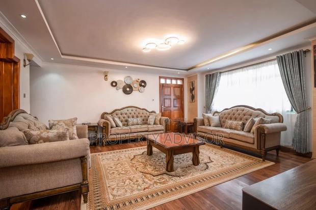 5bdrm Mansion in Chyuna Estate, Kitengela for sale