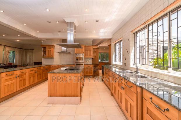 5bdrm House in Kiambu Road, Nairobi Central for sale